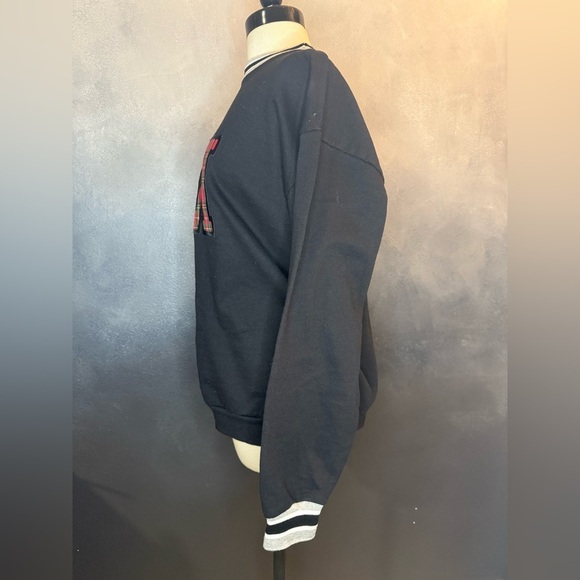 ✨ Vintage Mickey & Co. Disney Crewneck Sweatshirt – Size XL ✨ - Picture 3 of 9